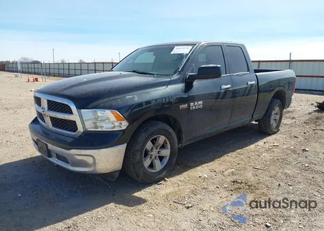 2017 Ram 1500 Slt 4X2 6'4 Box z USA, uszkodzony, nr VIN 1C6RR6GT3HS540417